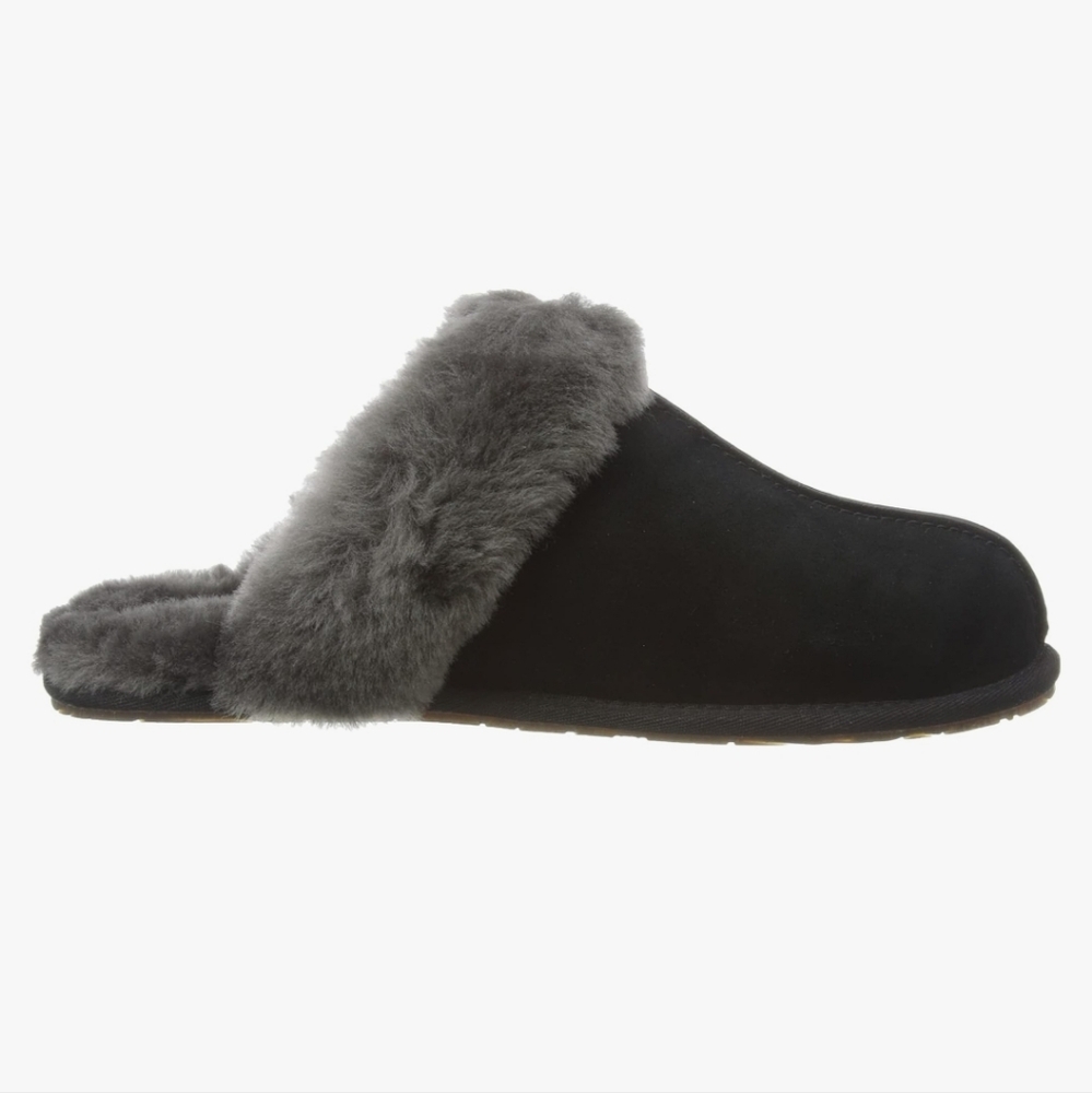 Ugg size 10 black sheepskin slippers back /grey new in the box - Picture 2 of 9